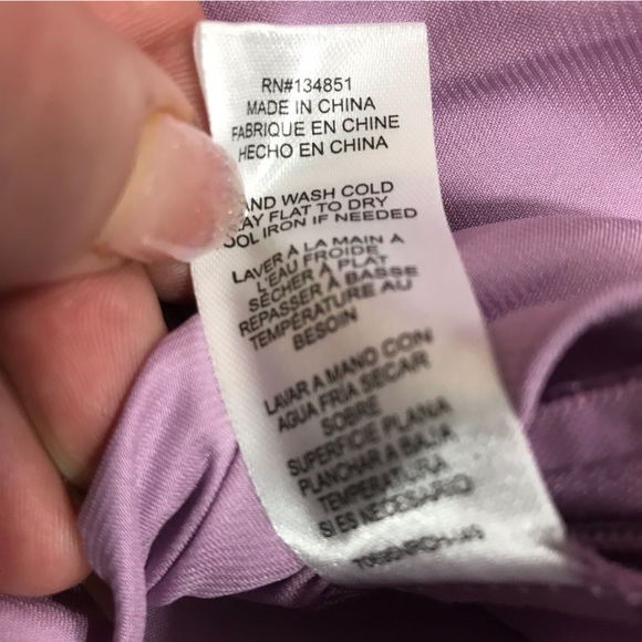 WAYF Mauve Lilac Satin Long Sleeve Cold Shoulder V-Neck Top - Picture 6 of 6